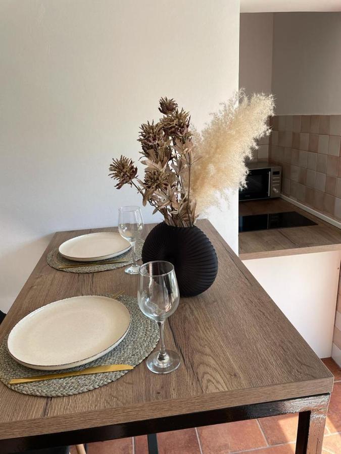 Leone Apartments With Free Parking Pula Exterior foto